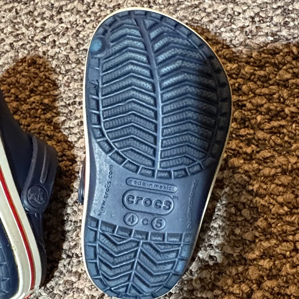 CROCS classic clogs